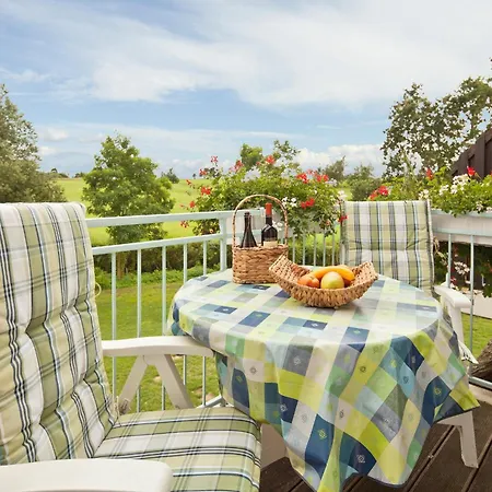 Haus Wolgastsee アパート